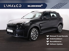 Lynk & Co 01 - 1.5 Core - UIT VOORRAAD LEVERBAAR - Parkeercamera achter - LED Koplampen met actieve groot