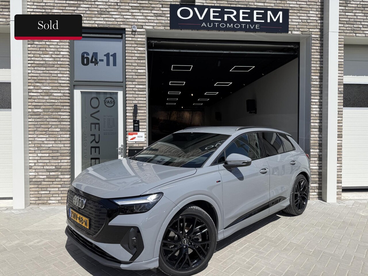 Audi Q4 e-tron - 40 S edition 82 kWh | Warmtepomp | Head-Up Display | Snelladen | 21" Audi Sport | Adaptiev - AutoWereld.nl