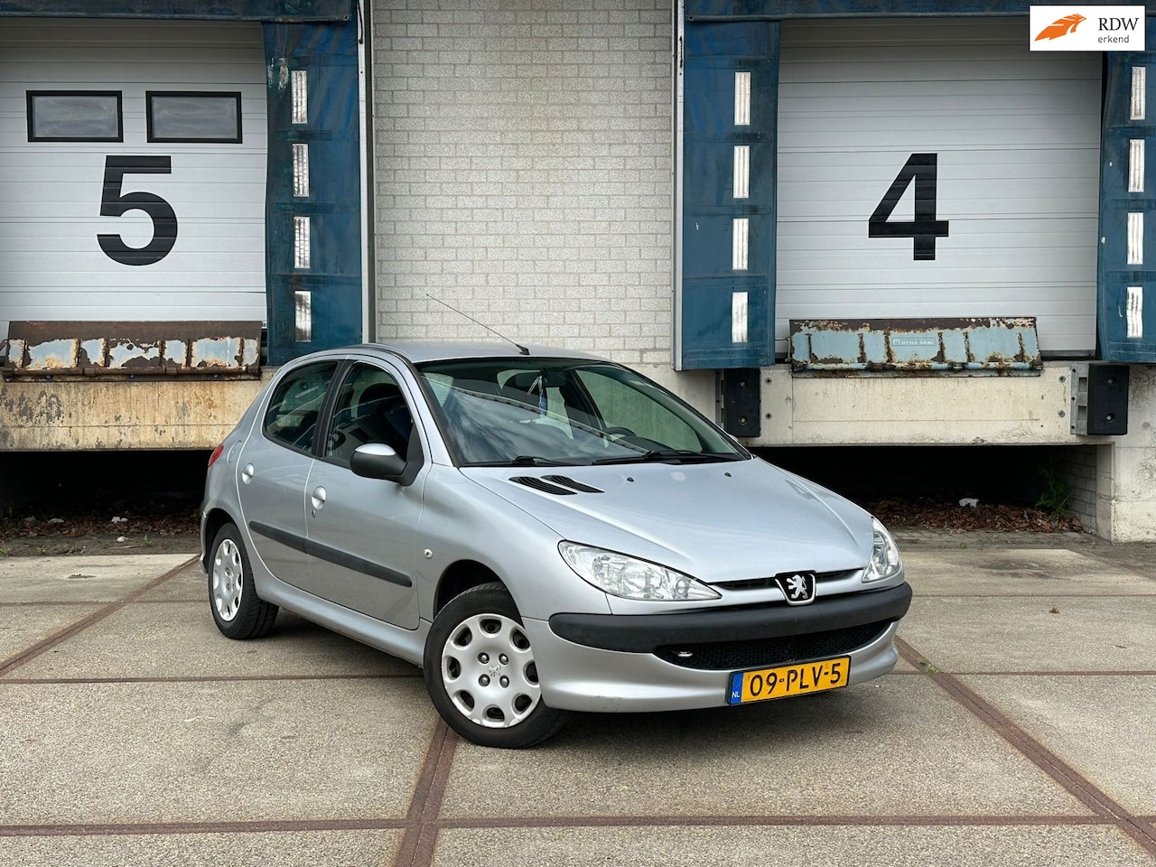 Peugeot 206 - 1.1 X-Design 1.1 X-Design (5 Deur + NEW Koppeling + APK) - AutoWereld.nl
