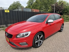 Volvo V60 - 2.0 T4 Autom/Tiptr R-Design Alcantara/Stoelverw/Clima/Cruise