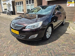 Opel Astra Sports Tourer - 1.4 Turbo Cosmo