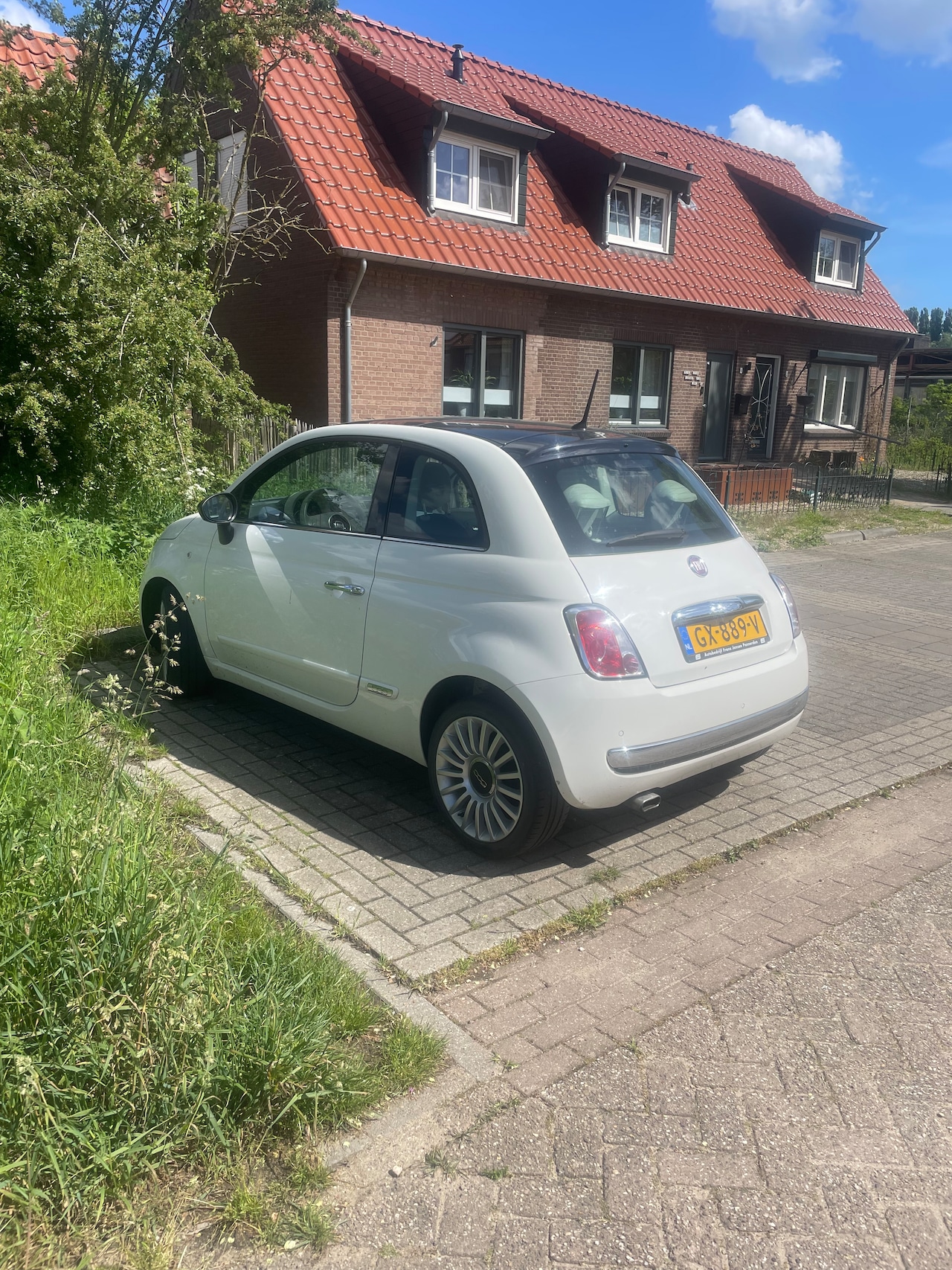 Fiat 500 - 0.9 TwinAir Turbo Rivièra Maison Deze fiat 500 is in perfecte staaat, dealer onderhouden! Enorm gewilde riviera maison uitv - AutoWereld.nl