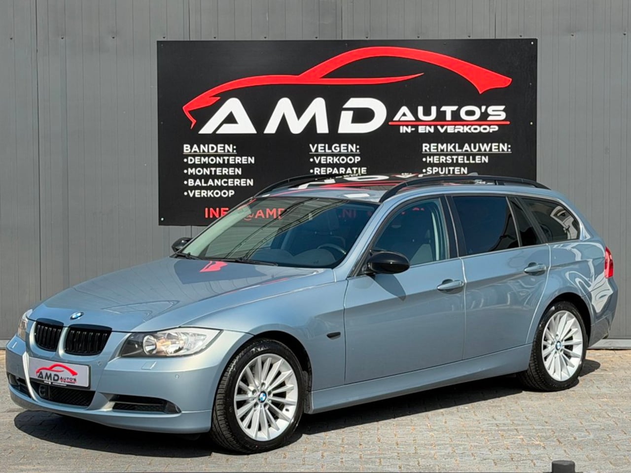 BMW 3-serie Touring - 325 xi Xdrive |Nap|Pano|Cruise|Climate Control|Stoelverwarming|Boekjes| - AutoWereld.nl