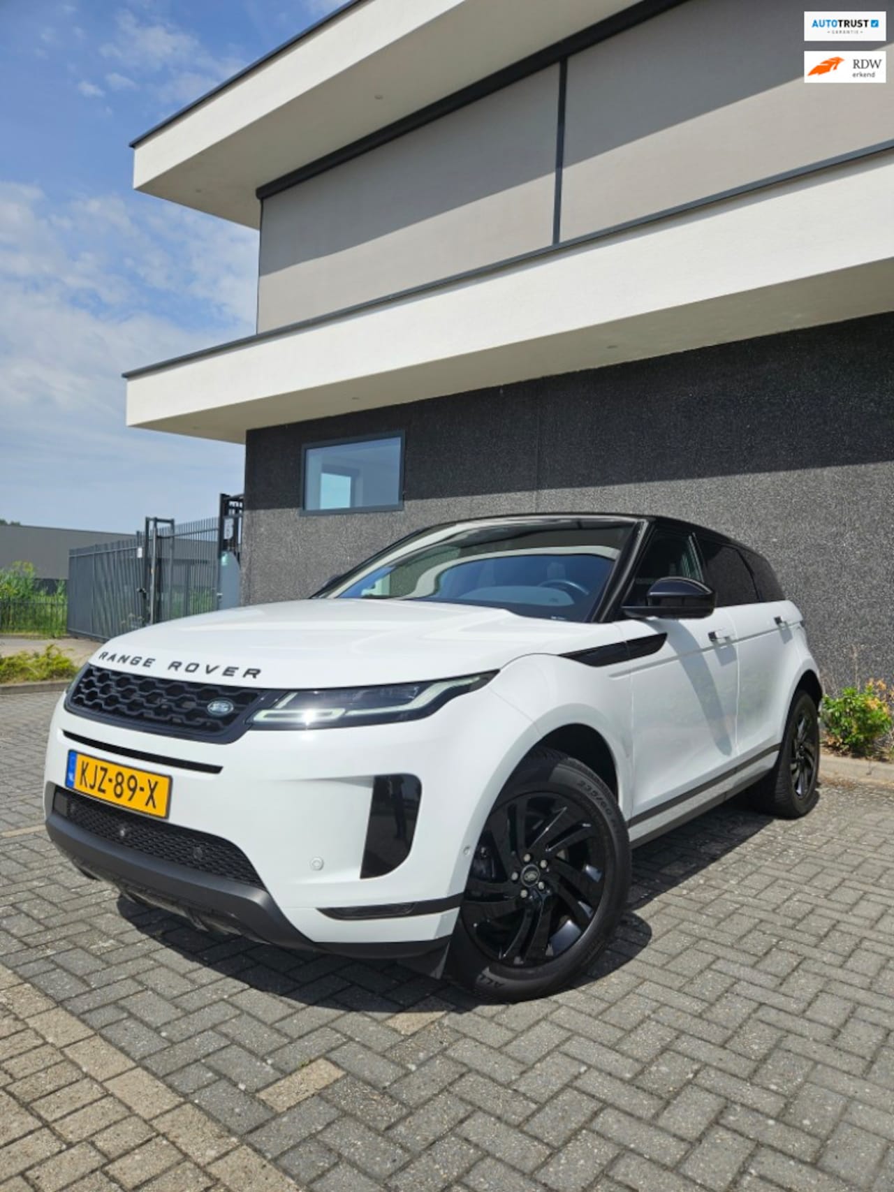 Land Rover Range Rover Evoque - 1.5 P300e AWD SE 1.5 P300e AWD SE PPF 1e Eig - AutoWereld.nl