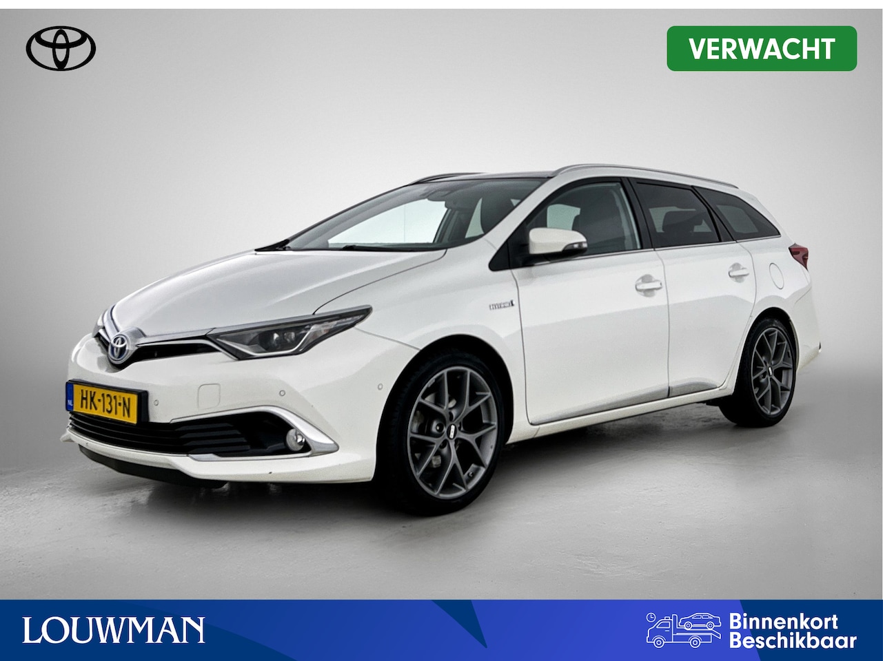 Toyota Auris Touring Sports - 1.8 Hybrid Lease pro | Navigatie | Camera | LM Velgen | Leseman - AutoWereld.nl