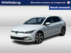 Volkswagen Golf - 1.5 eTSI 130PK DSG Style / Digital Cockpit Pro / App Connect / Stoel & Stuurwielverwarming