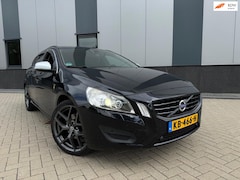 Volvo V60 - 1.6 T4 R-Design