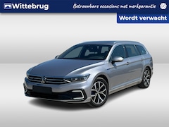 Volkswagen Passat Variant - 1.4 TSI PHEV 218PK DSG GTE Business / Panoramadak / Matrix Led / Digital Cockpit Pro / 18'