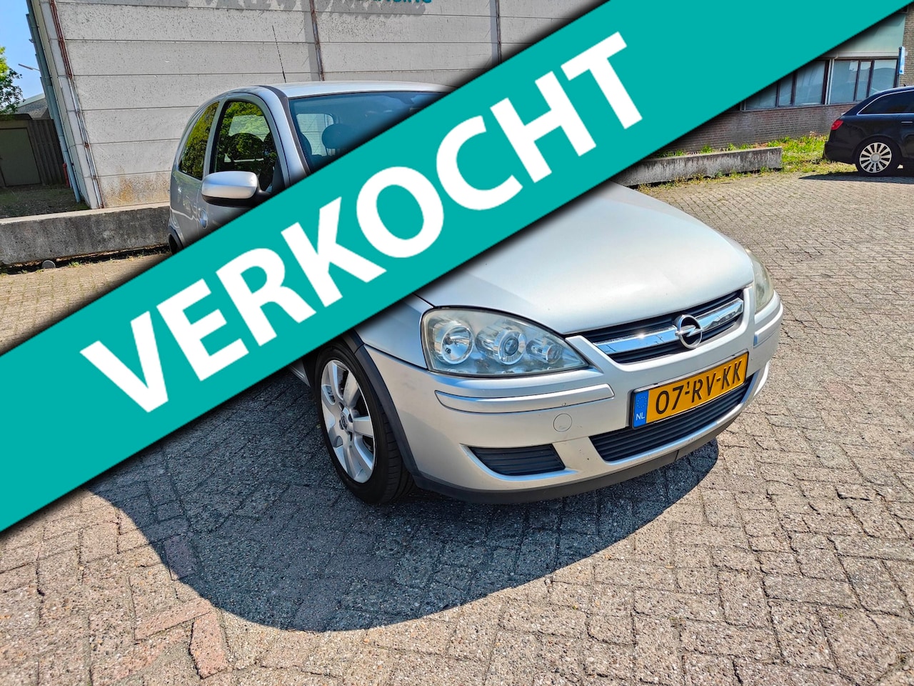 Opel Corsa - 1.2-16V Apk 29/05/2027 ( Airco ) - AutoWereld.nl