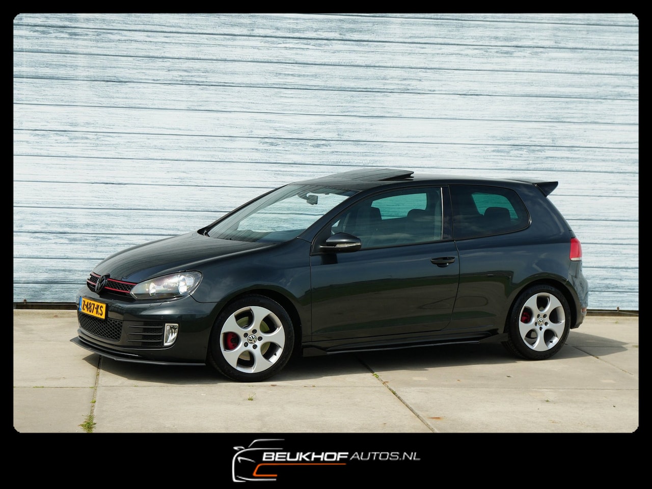 Volkswagen Golf - 2.0 GTI Airco Stoelverwarming Schuifdak - AutoWereld.nl