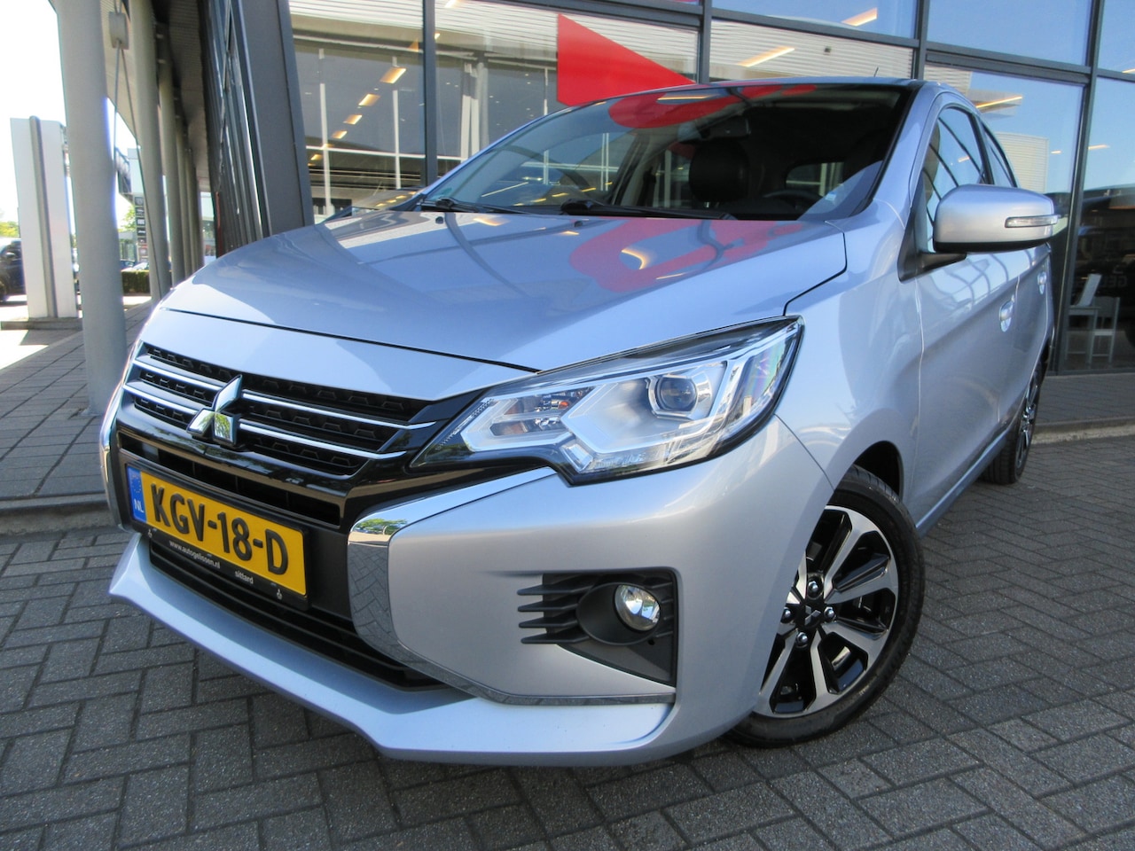 Mitsubishi Space Star - 1.2 Instyle AUTOMAAT - AutoWereld.nl