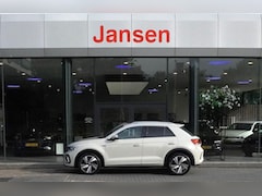 Volkswagen T-Roc - 1.5 TSI R-Line Business+ | CARPLAY | ACC | CAMERA | TREKHAAK | 18 INCH