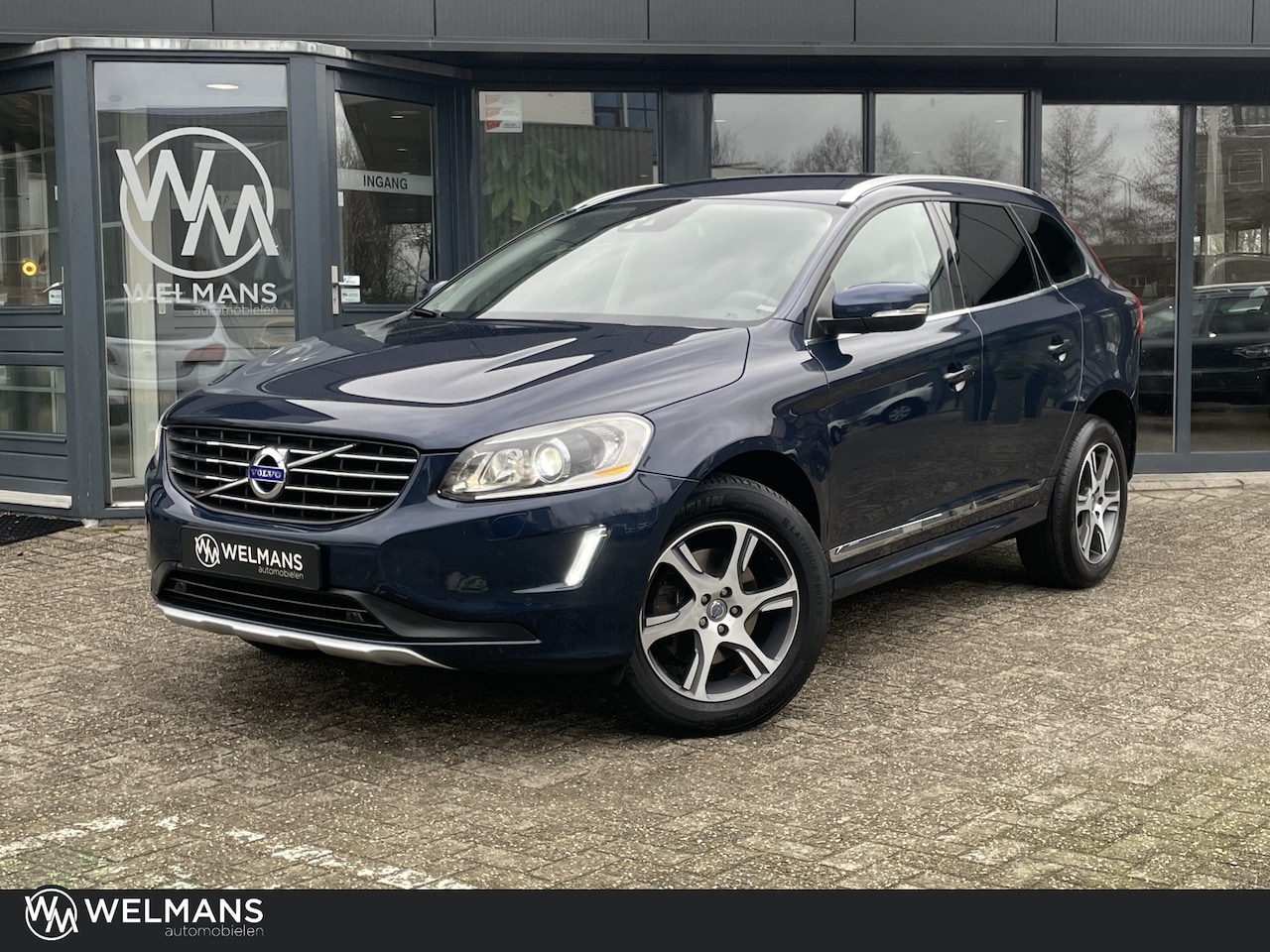 Volvo XC60 - 3.0 T6 AWD Summum Leder l Xenon l Dig. Dash l Stuurwielverw. - AutoWereld.nl