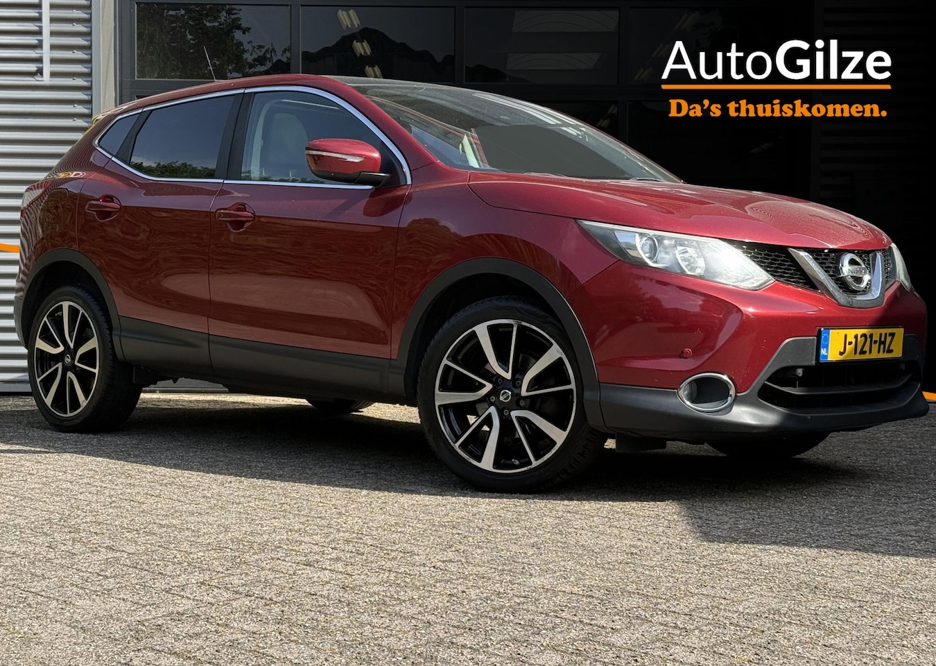 Nissan Qashqai - 1.2 Connect Edition Pano l Trekhaak l Camera l - AutoWereld.nl