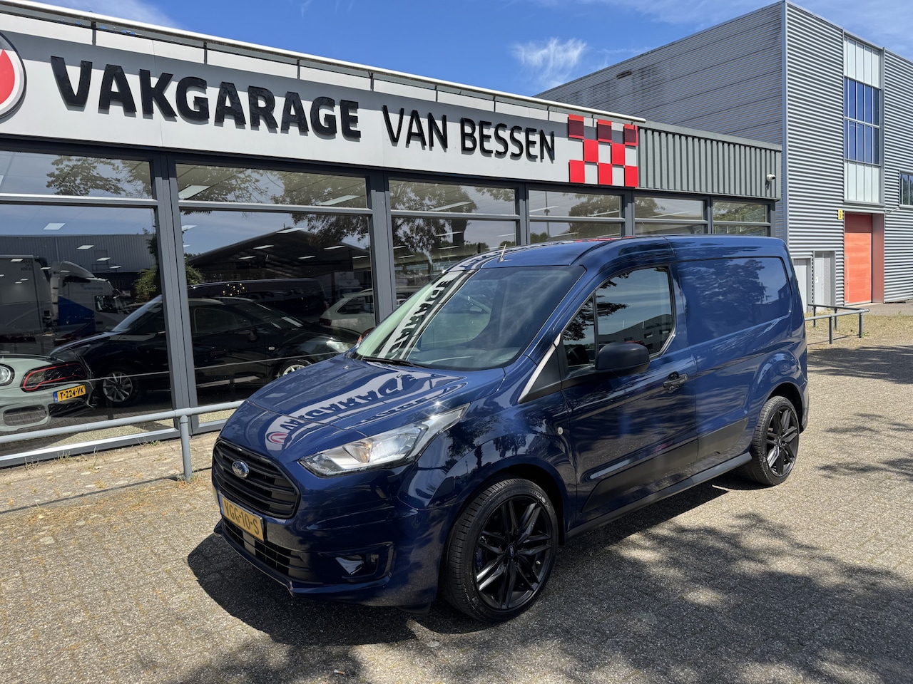 Ford Transit Connect - 1.0 Ecoboost L1 Trend CRUISE-AIRCO-SCHUIFDEUR - AutoWereld.nl
