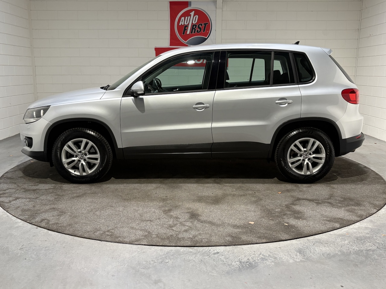 Volkswagen Tiguan - 1.4 TSI Easyline 1.4 TSI Easyline, Airco, Cruise, Hoge instap, Clima, Keurige auto, Trekhaak, Lichtmetaal, - AutoWereld.nl