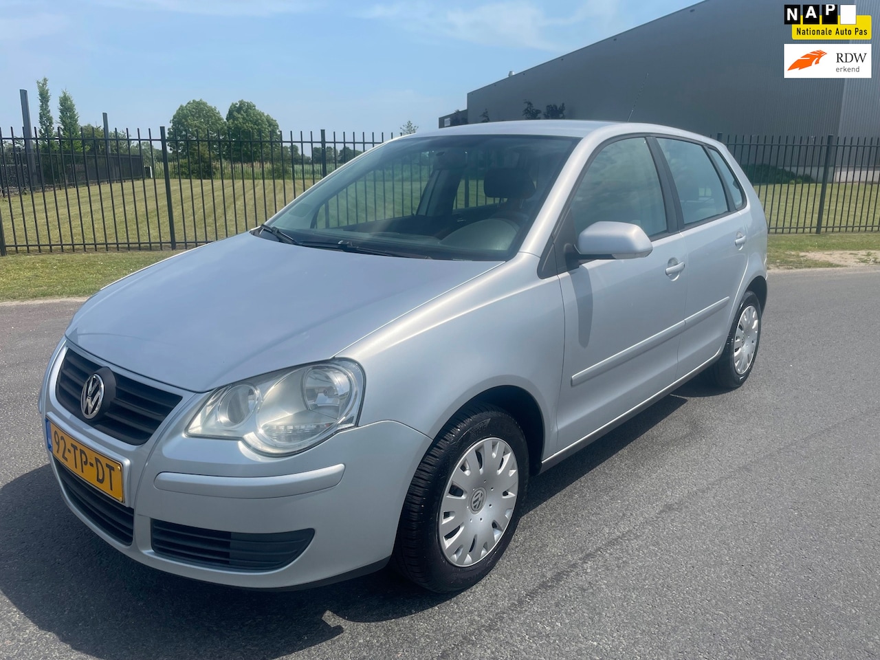 Volkswagen Polo - 1.4-16V Optive|Airco|Apk 6-2027|Bj 2007|5 drs - AutoWereld.nl