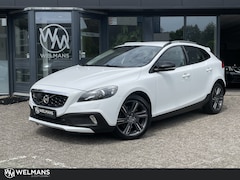 Volvo V40 Cross Country - 2.5 T5 AWD Summum 5-cil | P-camera | 19 inch | Navi