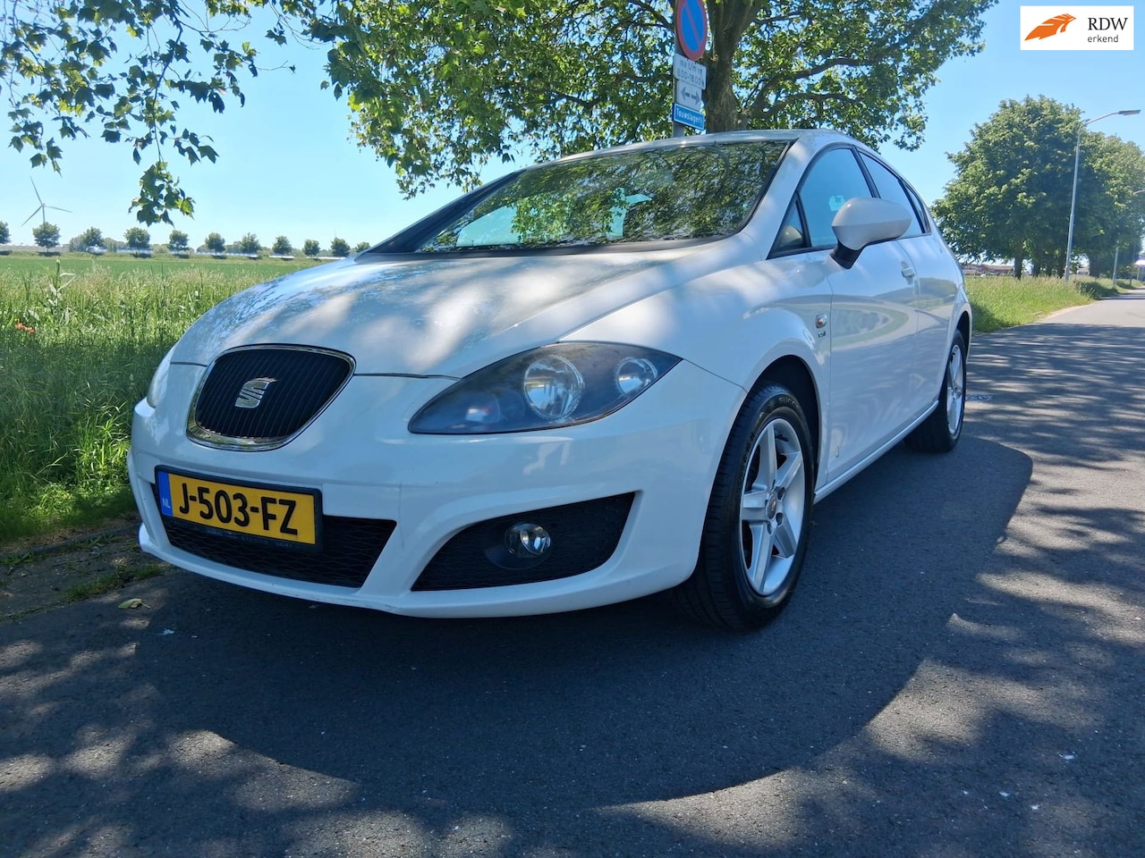 SEAT Leon - 1.2 TSI Ecomotive Style / Nieuwe ketting ! / Apk 2027 - AutoWereld.nl