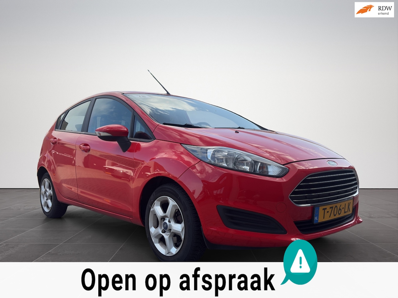 Ford Fiesta - 1.0 Ambiente 5Deurs|Stoelverwarming|Trekhaak - AutoWereld.nl