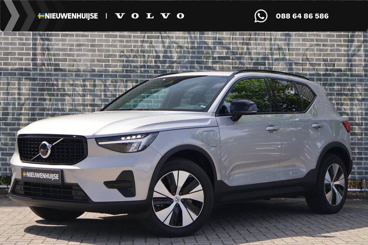 Volvo XC40 - 1.5 T4 Plug-in Hybrid Plus Dark | Plug-in Hybrid (PHEV) | Facelift | Panoramadak | Harman - AutoWereld.nl