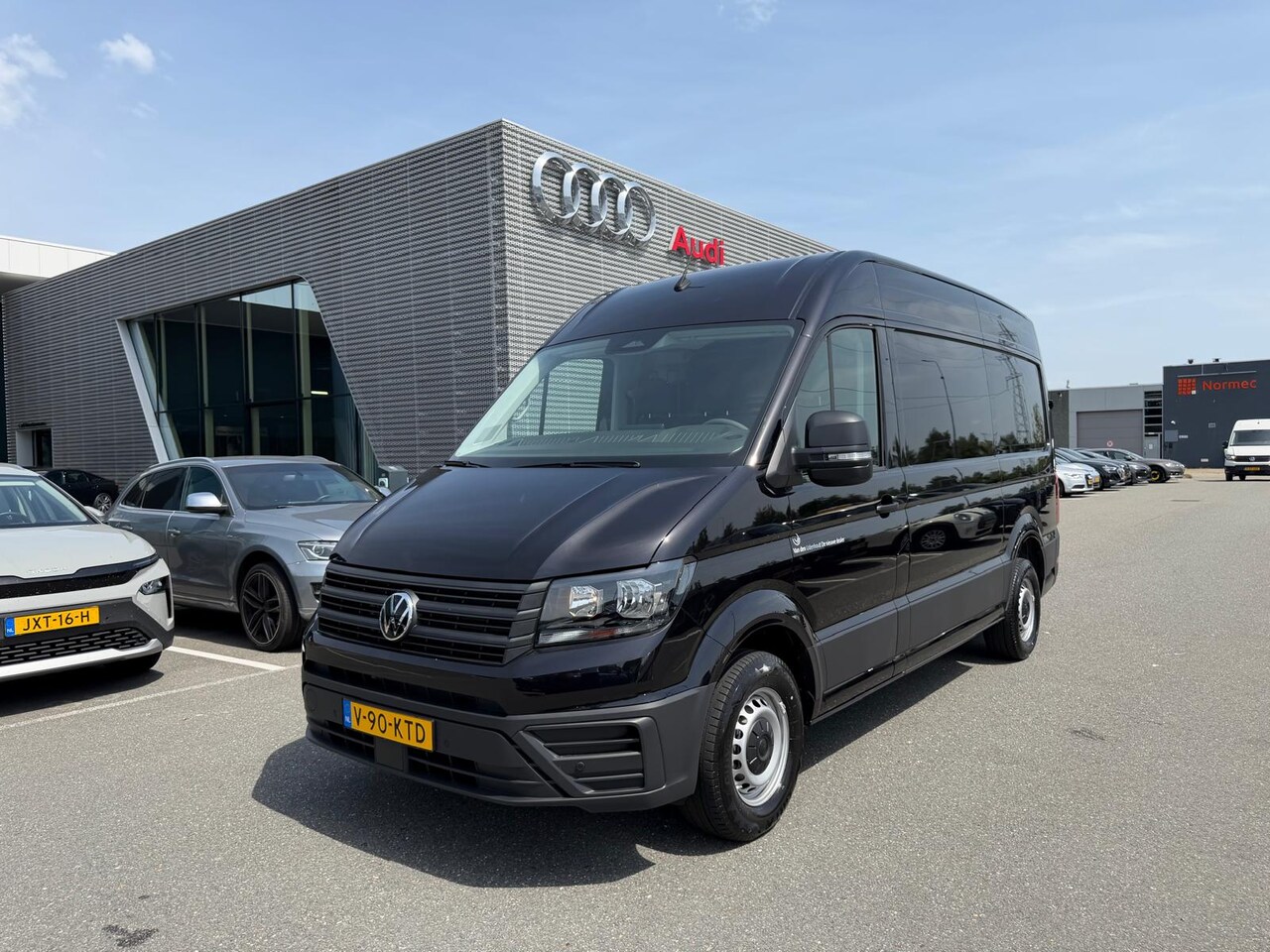 Volkswagen Crafter - L3H3 2.0 TDI 140pk Trendline / Demonstratieauto - AutoWereld.nl