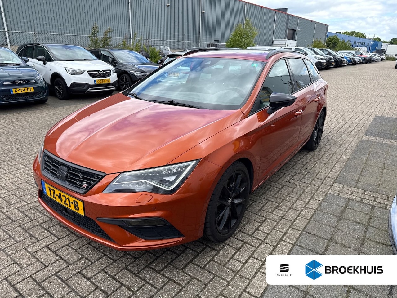 SEAT Leon ST - 2.0 TSI 190 pk FR Business Intense 7-DSG | Elektrisch panoramadak | Achteruitrijcamera | C - AutoWereld.nl