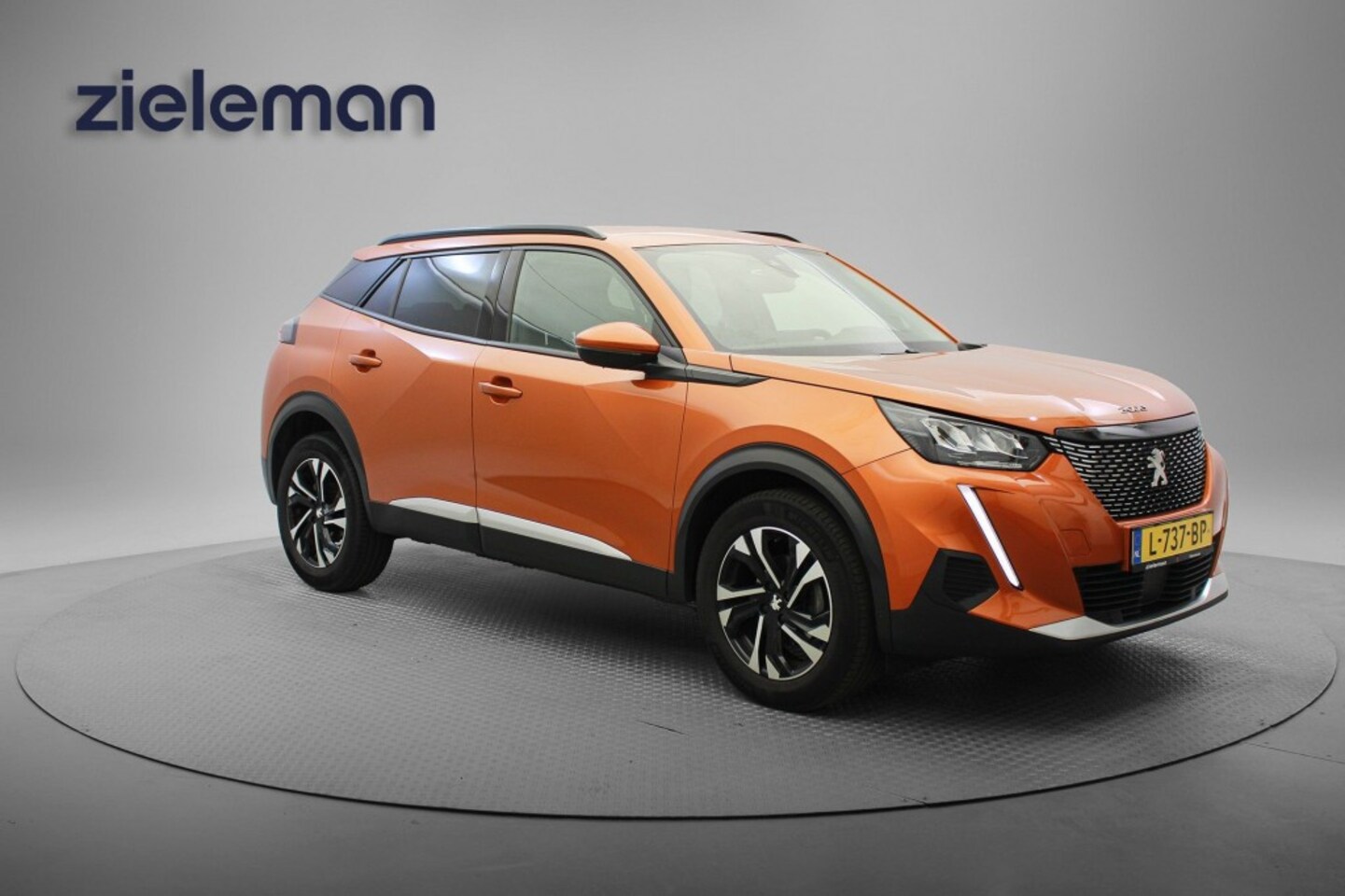 Peugeot 2008 - 1.2 PureTech Allure - Carplay, Clima, Cruise, Half Leer - AutoWereld.nl
