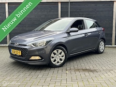 Hyundai i20 - 1.2 i-Drive Cool Airco / 80.897 KM dealer ond