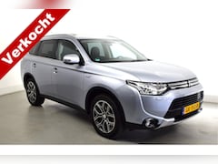 Mitsubishi Outlander - 2.0 PHEV Limited Edition X-Line: 4wd, leder bekleding, privacy glas, 4 season banden, elec