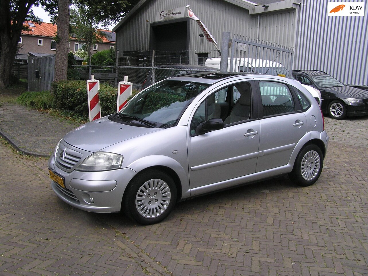 Citroën C3 - 1.6i-16V Exclusive 167 d km nap airco automaat nieuwe apk - AutoWereld.nl