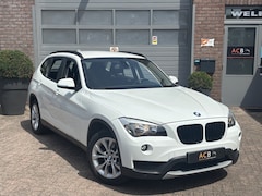 BMW X1 - sDrive18i Trekhaak/ navigatie
