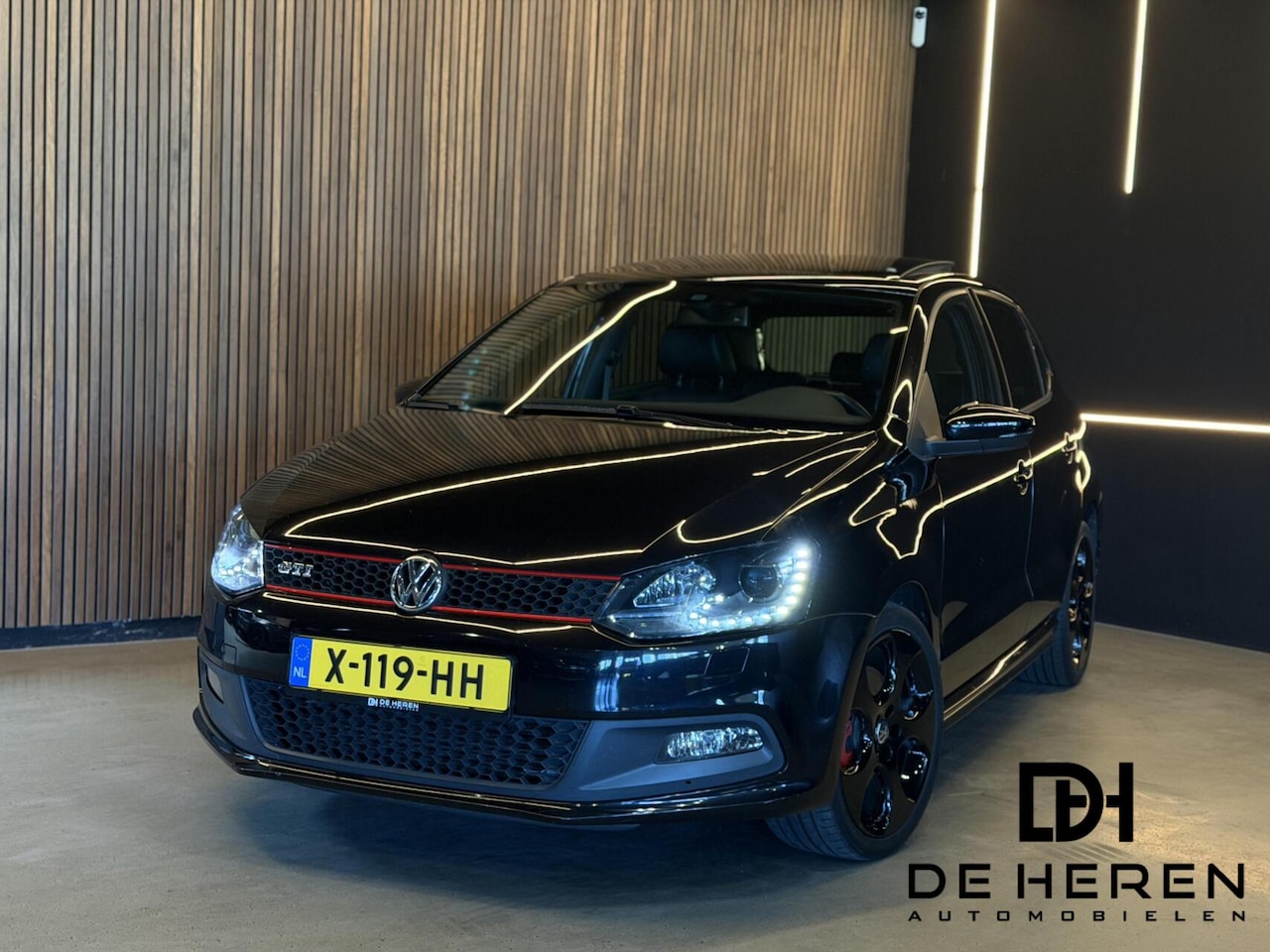 Volkswagen Polo - 1.4 TSI GTI Sterrenhemel PANO Stoel verw - AutoWereld.nl