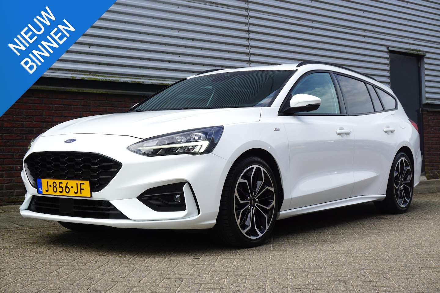 Ford Focus Wagon - 1.0 EcoB. ST Line Business/B&O/18INCH/Winterpack/ LED Koplampen. - AutoWereld.nl