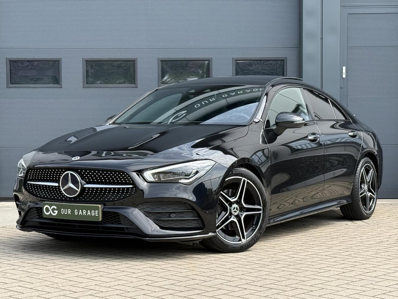Mercedes-Benz CLA-Klasse - 180 AMG|Pano|Sfeer|Memory|Camera|Keyless - AutoWereld.nl