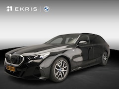BMW i5 Touring - eDrive40 | M-Sportpakket | LED | Navigatie | Active cruise | Panoramadak | Trekhaak | Spor
