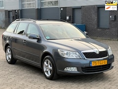 Skoda Octavia Combi - 1.4 TSI Greentech Ambition Business Line NAVI CRUISE CLIMA TREKHAAK
