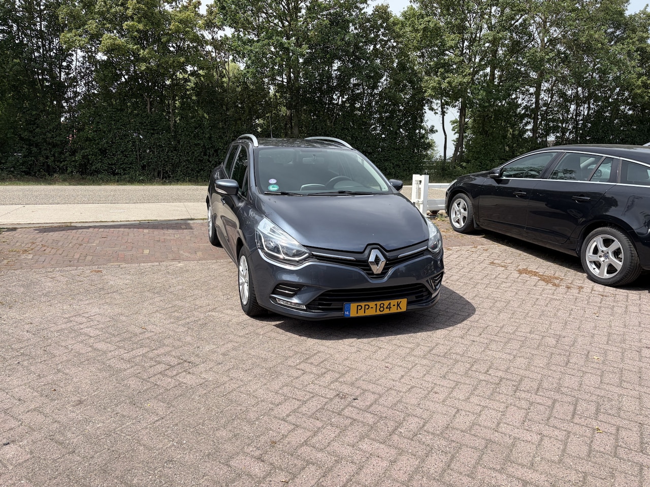 Renault Clio Estate - 0.9 TCe Zen TREKHAAK CARPLAY CAMERA - AutoWereld.nl