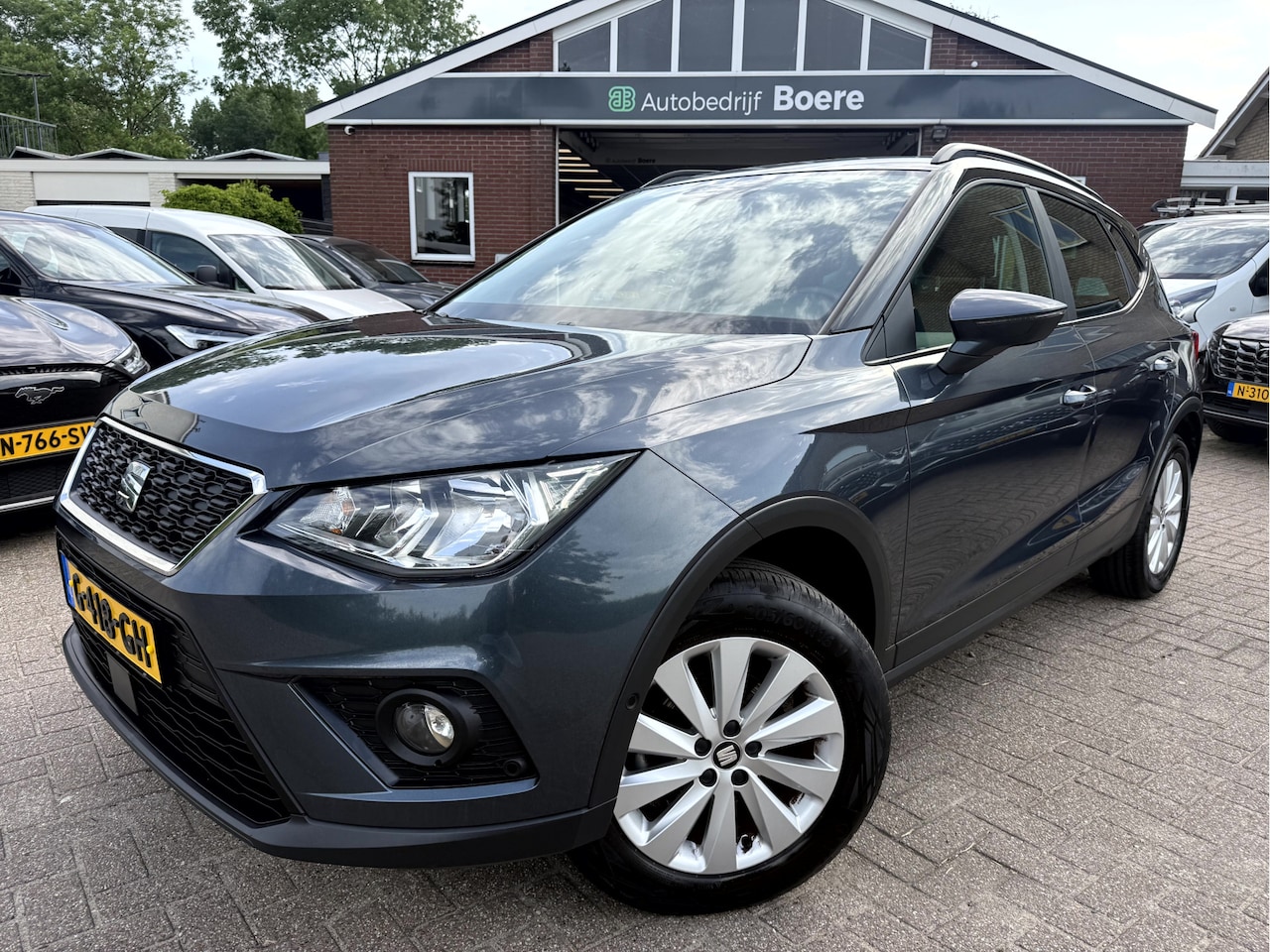 SEAT Arona - 1.0 TSI Style Business Intense Trekhaak, Camera - AutoWereld.nl