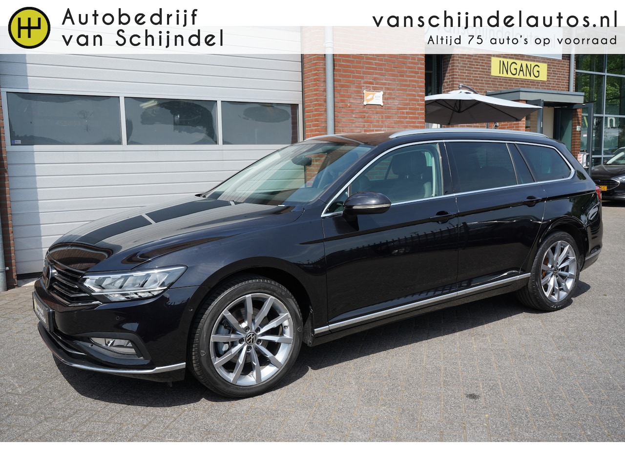 Volkswagen Passat Variant - 1.5 TSI 150PK ELEGANCE / HIGHLINE VOL LUXE PANORAMADAK FULL LED LEDER/ALCANTARA STOELVERWA - AutoWereld.nl