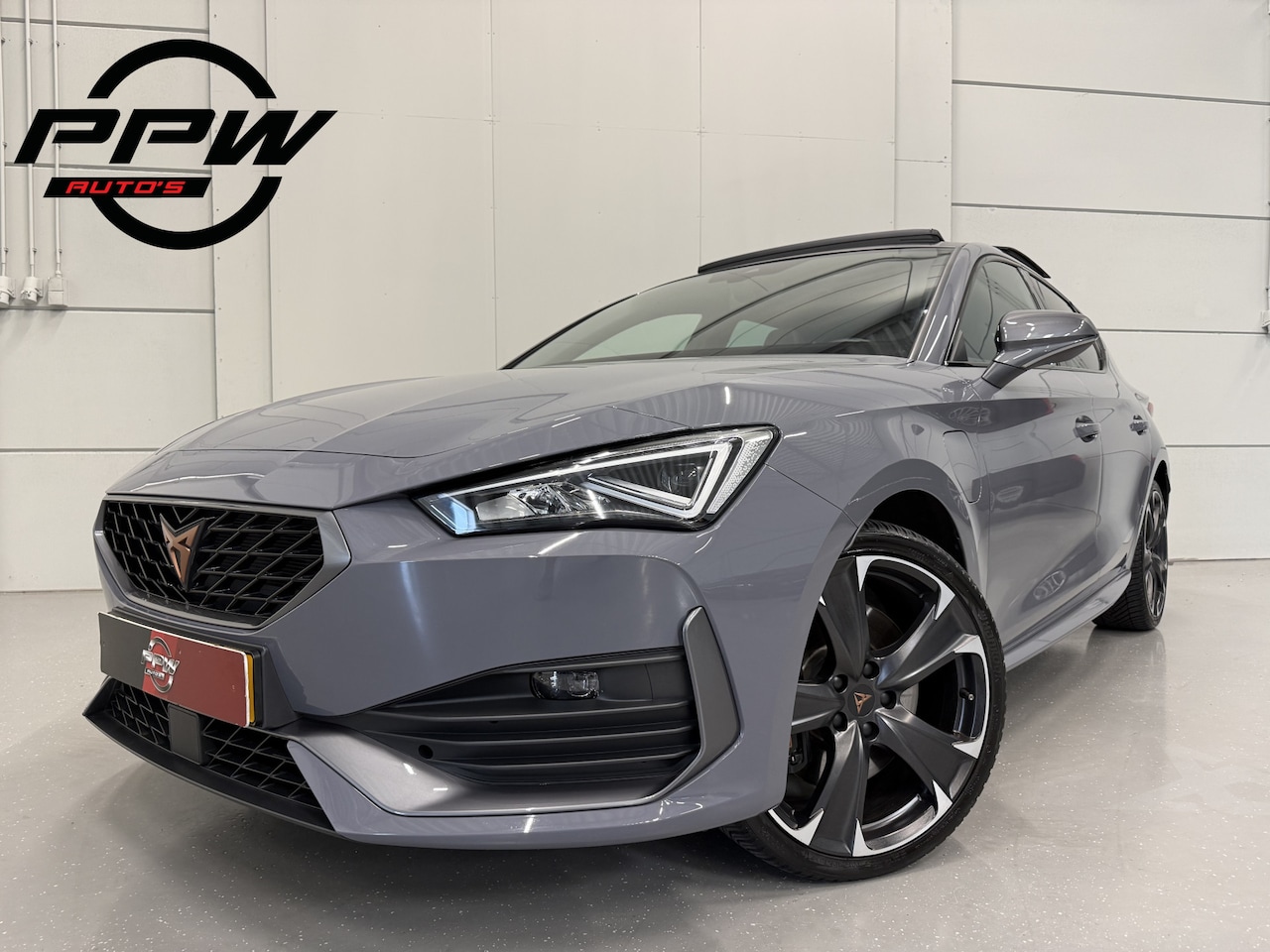 CUPRA Leon - 1.4 e-Hybrid VZ Copper Edition 25.893KM/PANO/SFEER/LED/ACC/ADAPTIVE-ONDERSTEL/CARPLAY/KEYL - AutoWereld.nl