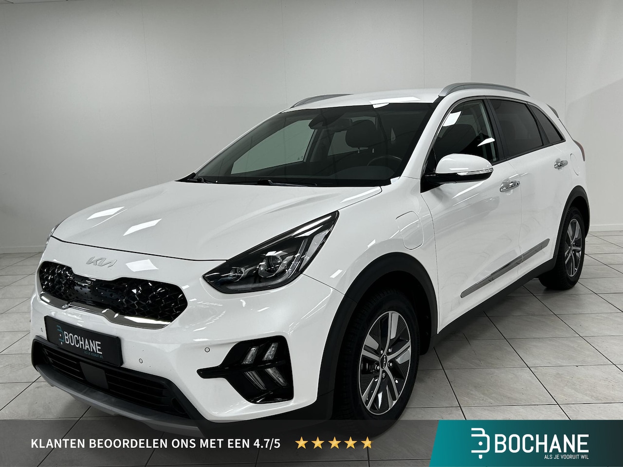 Kia Niro - 1.6 GDi PHEV DynamicPlusLine TREKHAAK | NAVIGATIE | ACHTERUITRIJCAMERA | LEDEREN BEKLEDING - AutoWereld.nl
