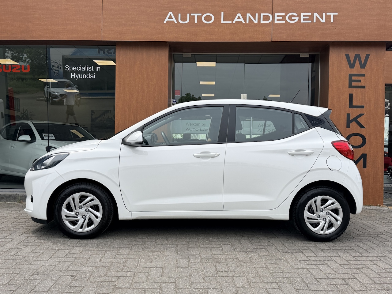 Hyundai i10 - 1.0 Comfort | Carplay | Airco | DAB | Lane Assist | Cruise Control - AutoWereld.nl