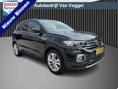 Volkswagen T-Cross - 1.0 TSI r line virtual cockpit, trekhaak, cruise, navi