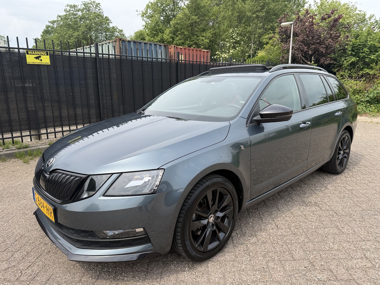Skoda Octavia Combi - 1.5 TSI DSG Greentech Sport Business Pano/Carplay/Stoelverw - AutoWereld.nl