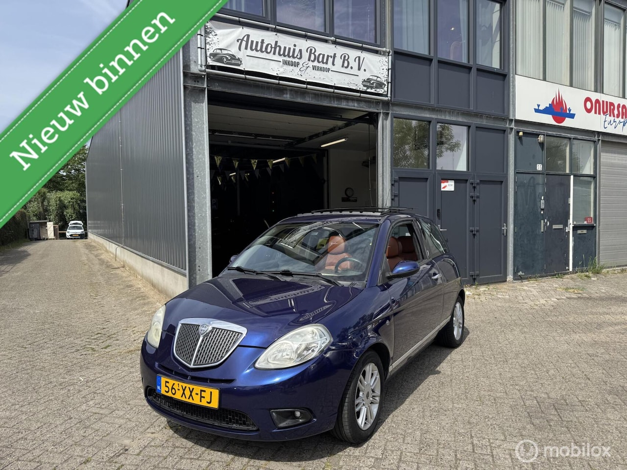 Lancia Y(psilon) - Ypsilon 1.4-16V Oro Automaat! Airco! APK! NAP Logisch! - AutoWereld.nl