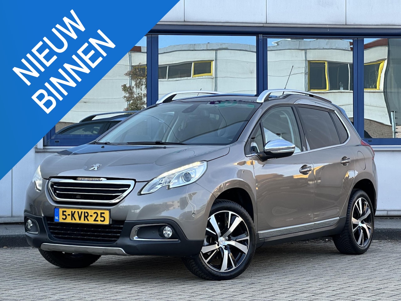 Peugeot 2008 - 1.6 VTi Féline l Perfect onderhouden l Panoramadak l - AutoWereld.nl