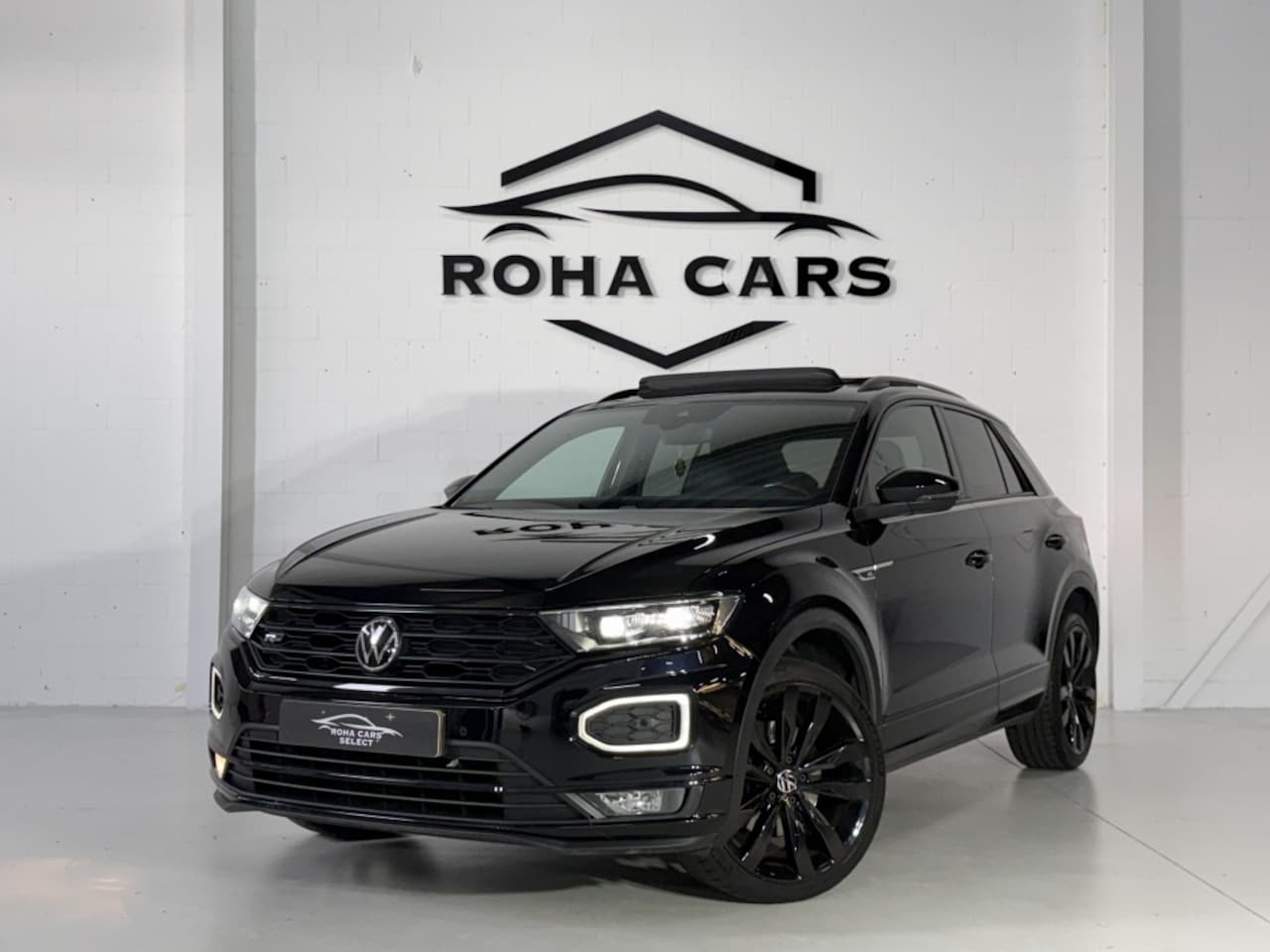 Volkswagen T-Roc - 1.5 TSI Sport BnsR*Pano*Stoelverwarming*Camera* - AutoWereld.nl