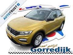 Volkswagen T-Roc - 1.5 TSI Style LEER, NAVI, ADAPTIEVE CRUISE, TREKHAAK