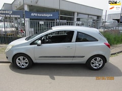 Opel Corsa - 1.4-16V White Edition, airco, cruise controle